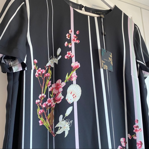 NWT Forest Lily Floral Shift Dress - Picture 8 of 8